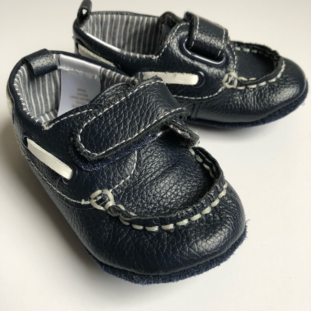 Janie and Jack baby boy shoes. Size 3 infants.
